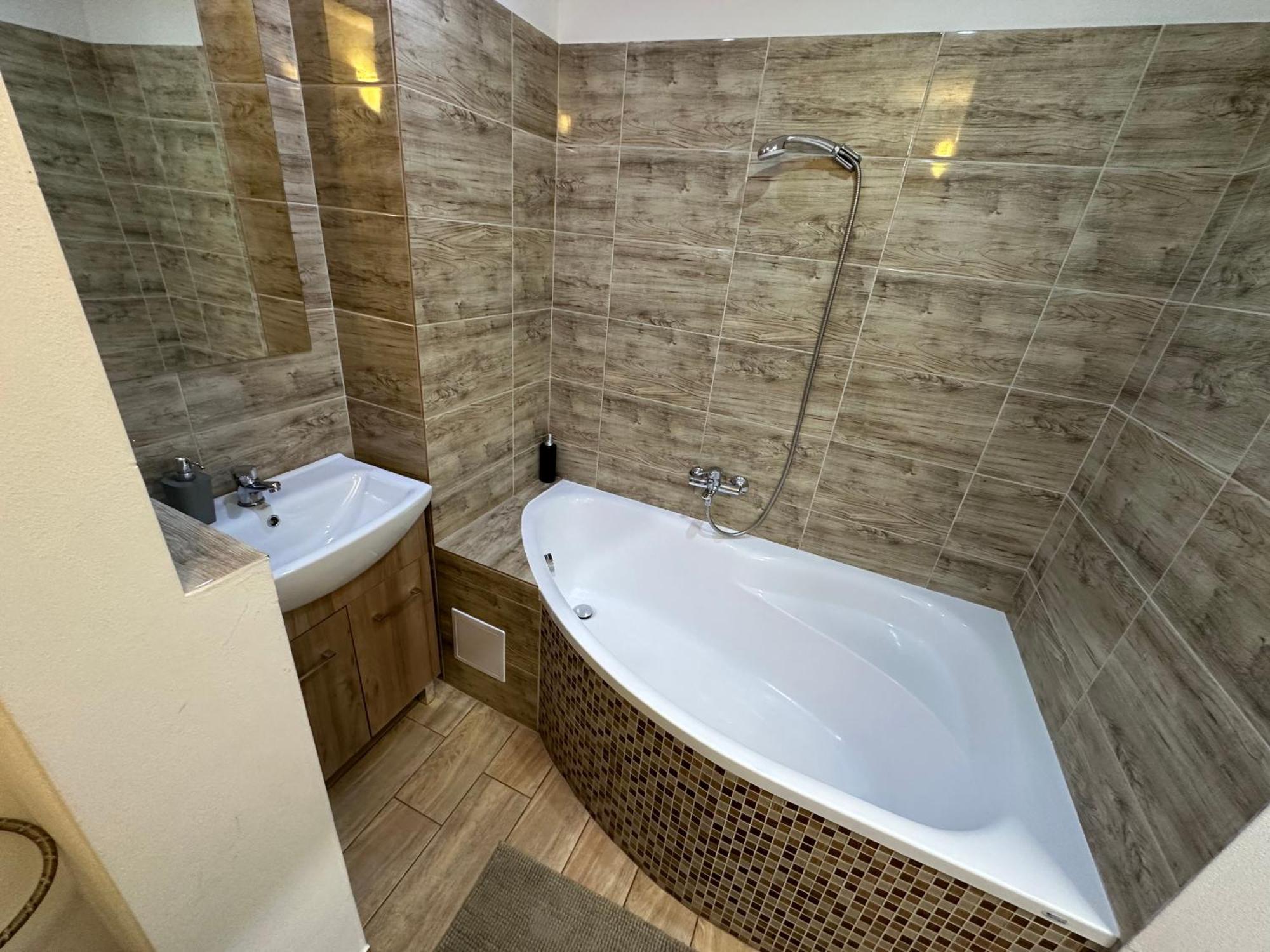 Apartman Bb-Centrum1 Banská Bystrica Exteriör bild